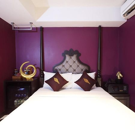 Violet Tower At Khaosan Palace Bangkok Exterior foto